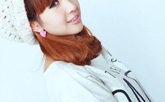 十二女生大胆私处图片